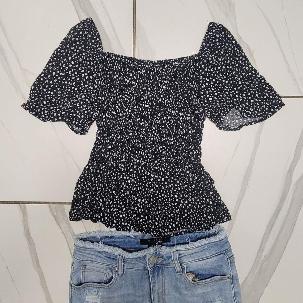 Unbranded Women's Black Shirt